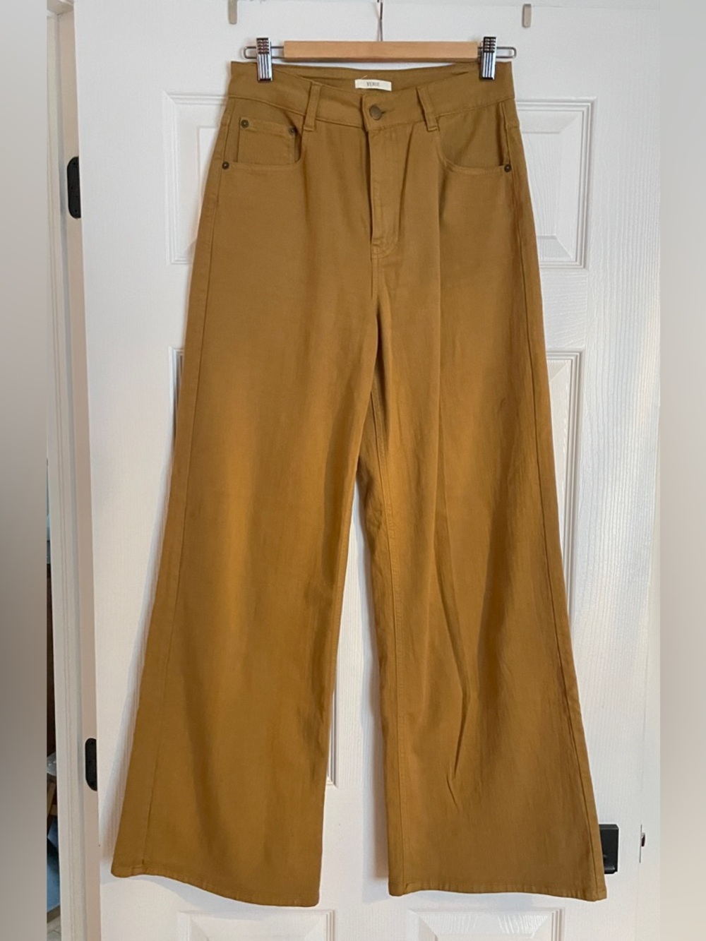 Yerse High-Rise Wide Leg, stretchy Jeans